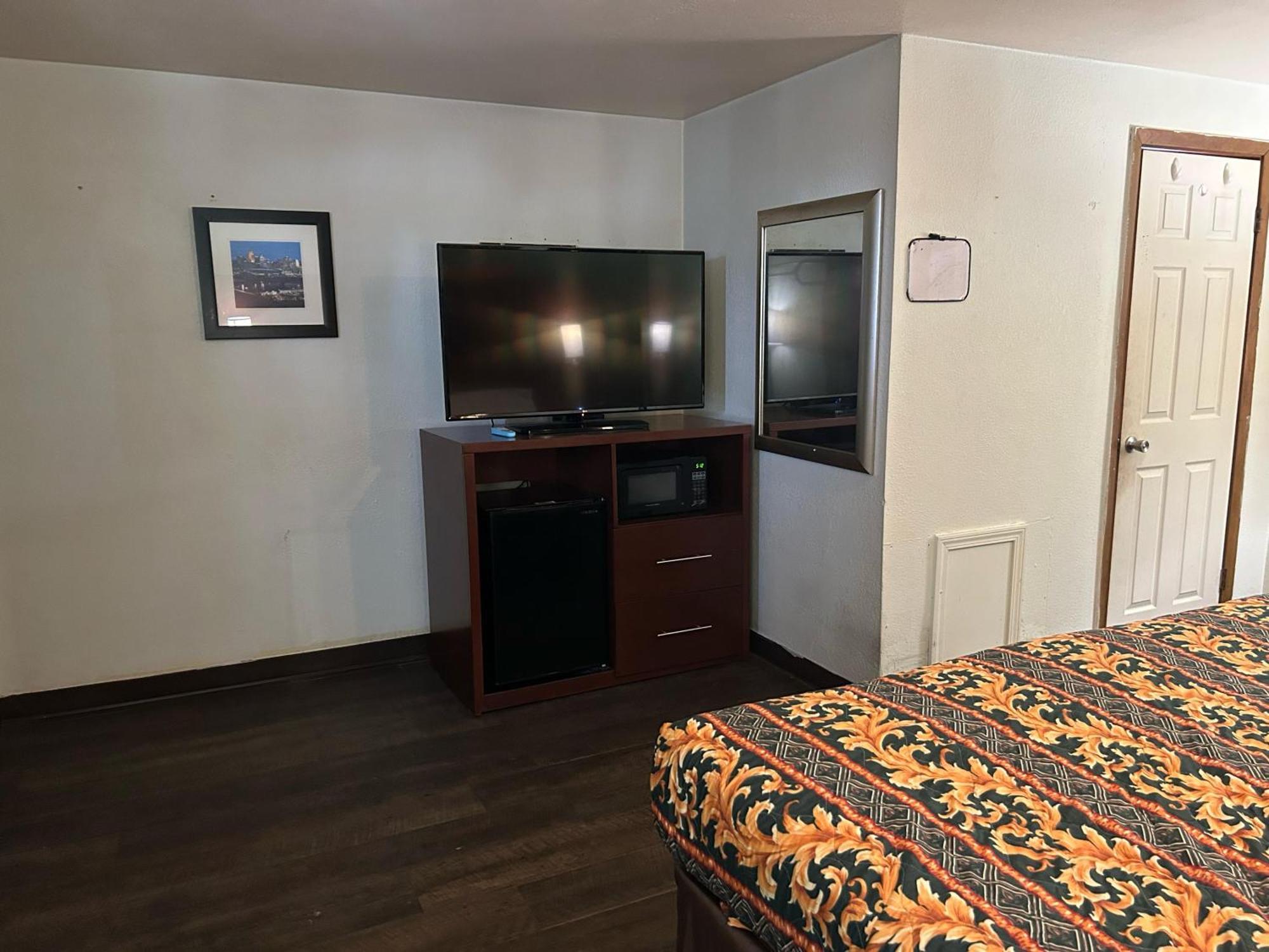 Hillcrest Motel By Oyo Aurora Near Lawrenceburg Luaran gambar