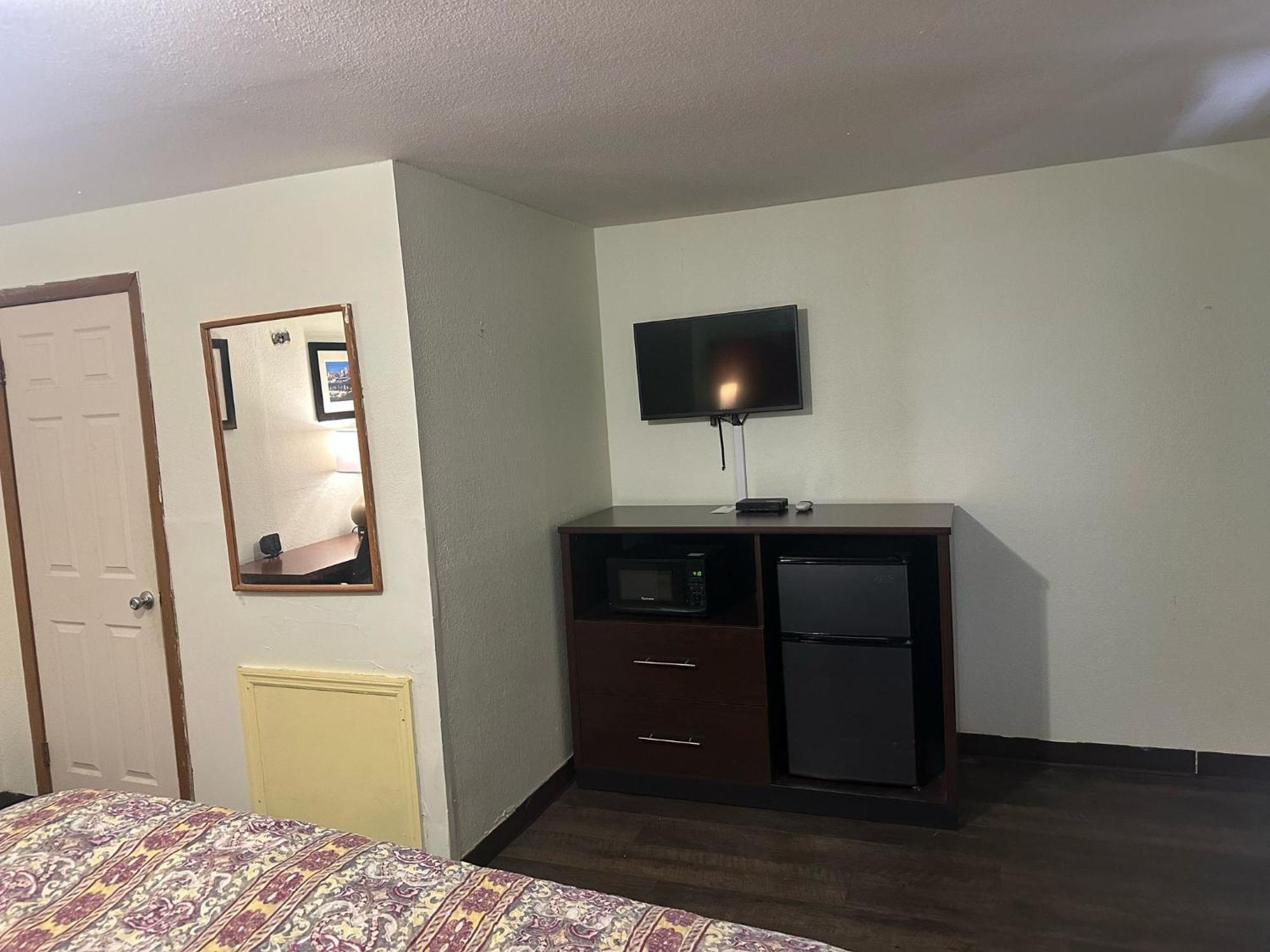 Hillcrest Motel By Oyo Aurora Near Lawrenceburg Luaran gambar