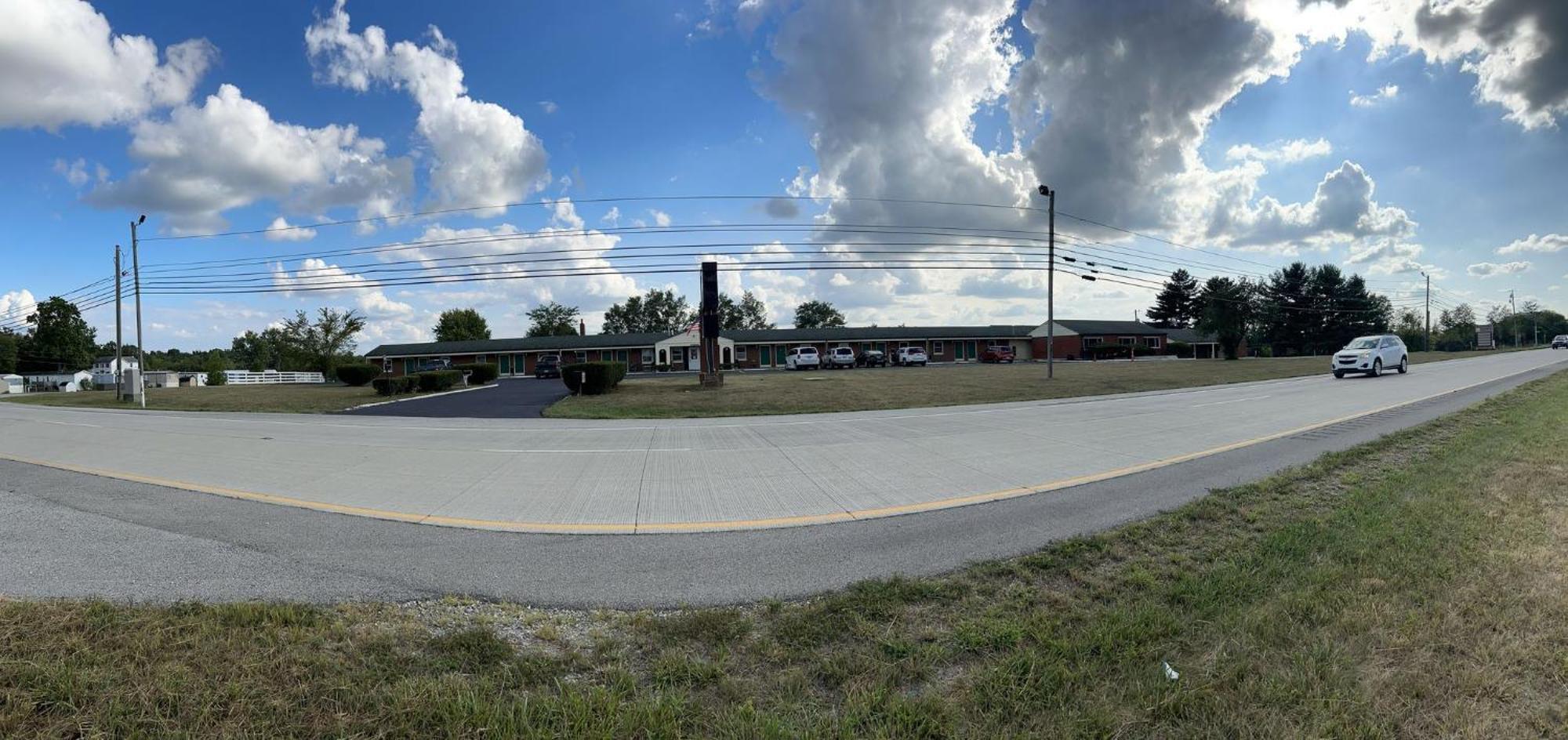 Hillcrest Motel By Oyo Aurora Near Lawrenceburg Luaran gambar